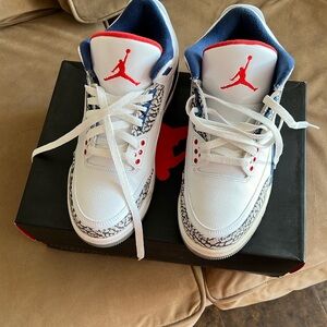 Air Jordan 3 Retro White/Red/True Blue like new Men size 8